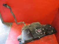 peugeot 5008 2 ii p87 1.5 hdi hyz spremnik rezervoar goriva 9813793080