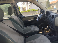Peugeot partner 1.6 hdi, 2007 god prednju haubu prodajem