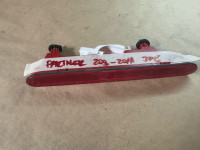 Peugeot partner štop svjetlo haube