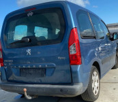 Peugeot Partner Tepee 2 zadnja hauba gepek vrata zadnji kraj dijelovi