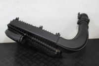 poklopač filtera zračni a6260900201 mercedes c-klasa w205 A6260900201