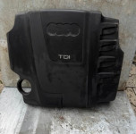 poklopac poklopač motora 03l103925 - audi a4 b8 2.0 tdi 03L103925 AUDI