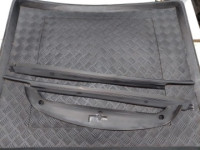 poklopac veznog lima blatobrana prednji dio 9975048104 porsche boxster