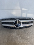 Prednja maska u braniku mercedes glk 2013