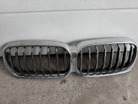 PREDNJA MASKA/GRILOVI BMW 5 G30 LCI