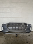 Prednji branik Audi E-tron 2021