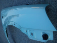 Prednji desni blatobran Corsa C