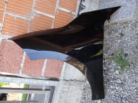 Prednji lijevi blatobran za Renault Megane cabriolet 2017.g.