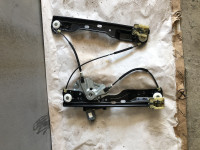 PREDNJI LIJEVI PODIZAČ STAKLA OPEL ASTRA J