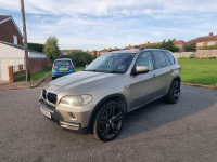 prodajem prednji kraj u kompletu od BMW x5 2008god