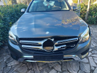 Prodajem prednji branik i haubu