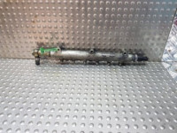 rampa goriva dizni desna snimač 8658252 volvo v70 ii s80 i xc90 i 2.4