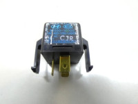 relej hyundai kia 95550-1e000 HYUNDAI KIA 95550-1E000