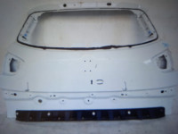 Renault Clio 4 IV kombi zadnja hauba