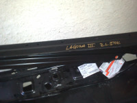 Renault Laguna 3 stražnji lijevo štok prodajem novo