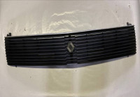 Renault R18 prednja maska ​​+ značka + amblem prednje maske