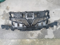 renault scenic ojačanje unutarnje za prednju masku  okvir