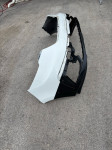Renault trafic 2022 prednji branik