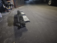 renault twingo 2021 III zadnja greda udarna absorber nosač branika zad