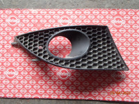 Seat Altea - prednja desna mrežica branika- maglenka