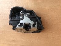 serija 1 3 x3 5 e90 e60 e83 prednja desna brava 7167074