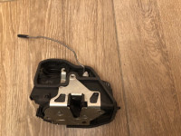 serija 1 3 x3 7 e87 e90 e65 stražnja desna brava BMW 7167076