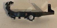 Serija 3 e90 e91 LCi nosač desnog prednjeg svjetla BMW desni 7138402 f