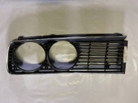 serija 5 E12 maska desna BMW grill desno spredaj