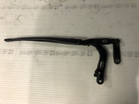 Serija 7 e65 e66 desna ručica brisača BMW desni brisač 7144076