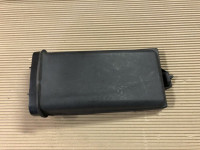 Serija 7 e65 e66 desni poklopac filtera BMW desni 8379958