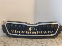 Škoda Kamiq 658853653A maska