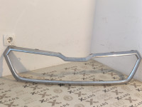 Škoda Kamiq 658853761 krom lajsna maska