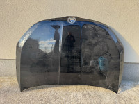 Škoda karoq 2024 prednja hauba.