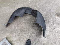 škoda octavia 4 IV tepih obloga zastita za zadnji desni kotač desni