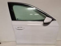 ŠKODA OCTAVIA 4 PREDNJA DESNA VRATA
