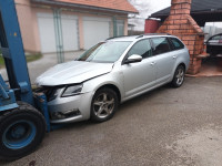 skoda octavija vrata