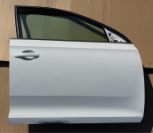 skoda rapid prednja desna vrata