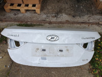 Hyundai Elantra, stražnji poklopac prtljažnika
