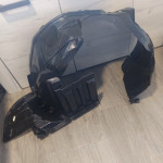 Suzuki Vitara prednja desna obloga kotača 7232176S