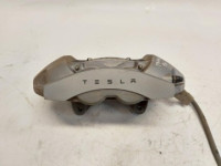 tesla model 3 2022r čeljust kočioni prednji dio desni 1044622-00-f JLK