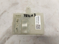tesla model 3 2022r kompjuter računalo upravljačka ladowania baterii 1