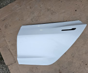 Tesla model 3 zadnja ljeva vrata