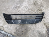 toyota auris prednja maska