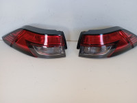 TOYOTA COROLLA CROSS   LAMPA ZADNIJA LIJEVA DESNA