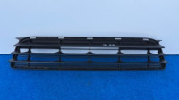 toyota corolla e12 lift rešetka branika srednja 05r+ 53112-02060 kp22/
