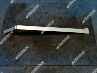 UKRASNA VODILICA LAJSNE  ZADNJIH DESNIH KLIZNIH VRATA FIAT DOBLO III