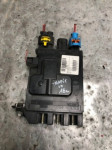 upravljačka kompjuter računalo renault trafic iii 243501820r 243501820