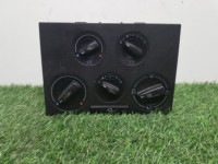 upravljačka rešetka ventilacije volkswagen t4 7d1819045l 7D1819045L