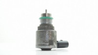 ventil snimač regulator tlaka goriva vw passat b8 2.0 tdi 04l130764c W