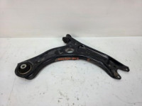 vilica desni prednji vw seat skoda 2q0407152d VW SEAT SKODA 2Q0407152D